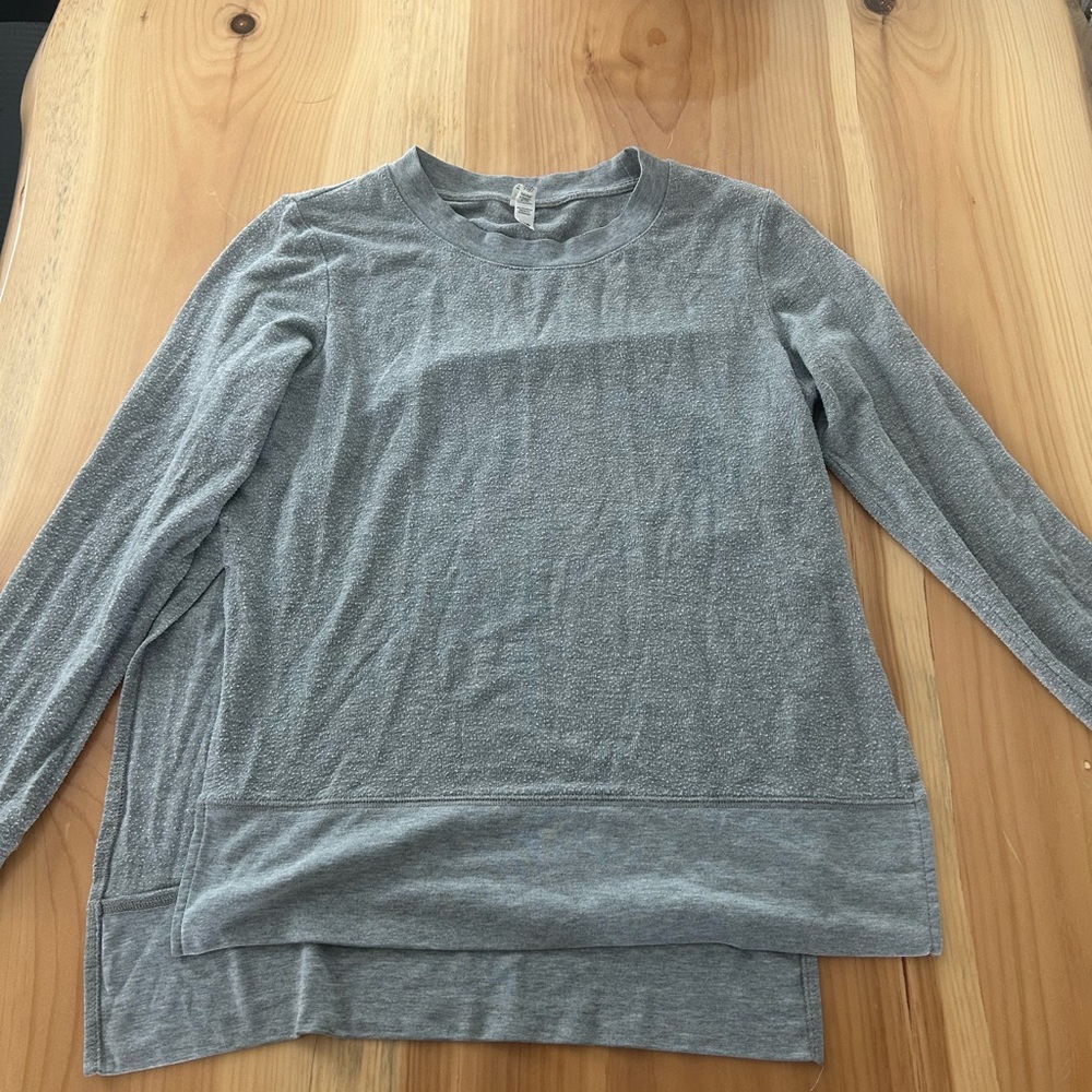 Gray Long Sleeve Alo Top
